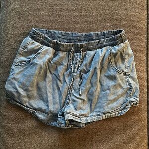 Universal Thread Linen Women’s Shorts